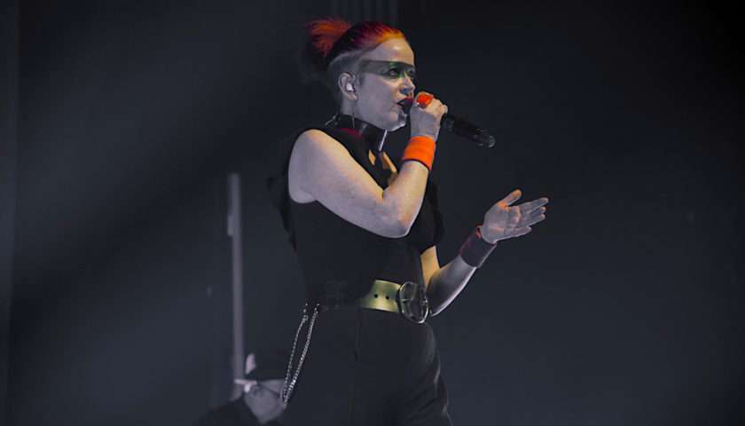 Garbage Live at the Riviera Theatre [GALLERY] 11