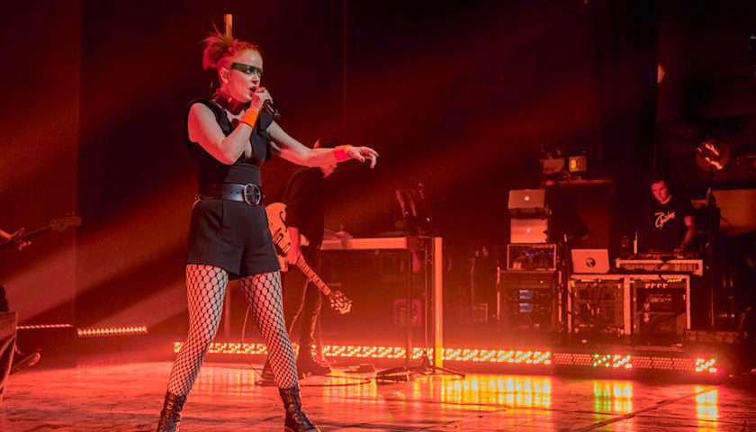 Garbage Live at the Riviera Theatre [GALLERY] 3