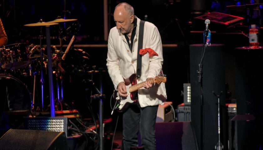 The Who Live at Hollywood Casino Amphitheatre [GALLERY] 1
