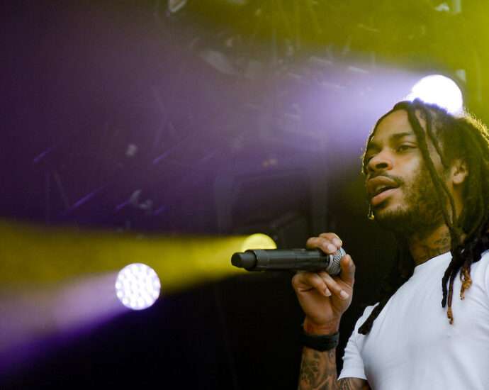 Valee Live at Pitchfork