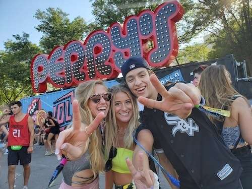 Saturday is Scorching at Lollapalooza! 5
