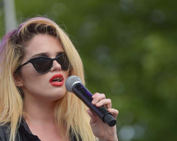 Sky Ferreira Live at Pitchfork [GALLERY] 1