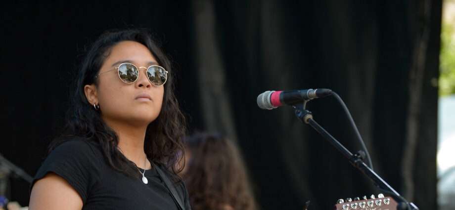 Jay Som Live