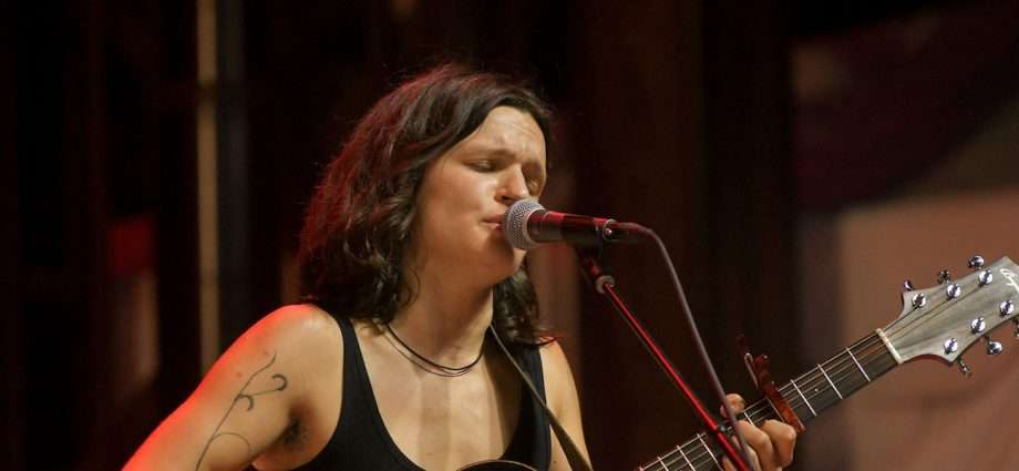 Big Thief Live at Pitchfork