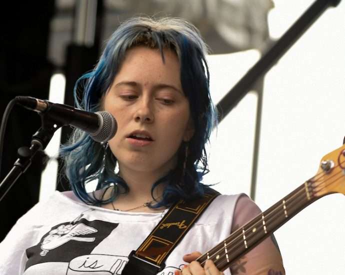 Girlpool Live at Pitchfork