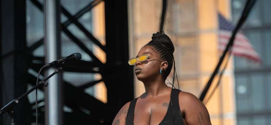 KeiyaA Live at Pitchfork