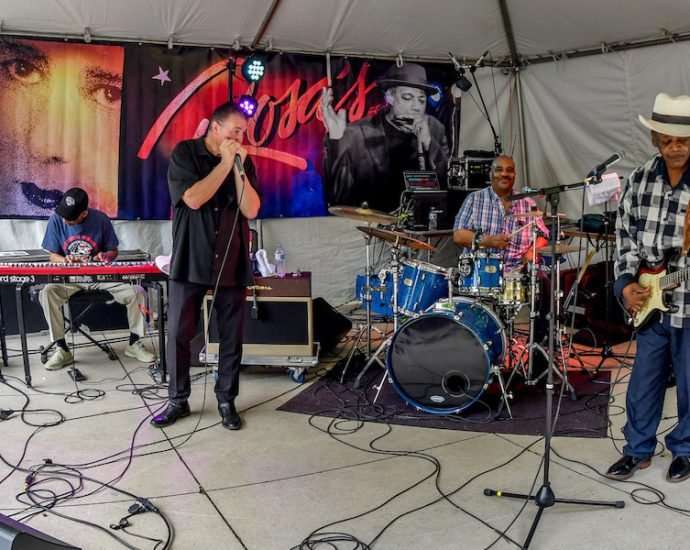 Charlie Love Band Live At Chicago Blues Fest