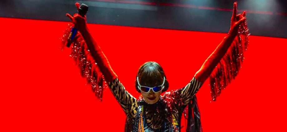 The Yeah Yeah Yeahs Electrify the Stage at Huntington Bank Pavilion 1