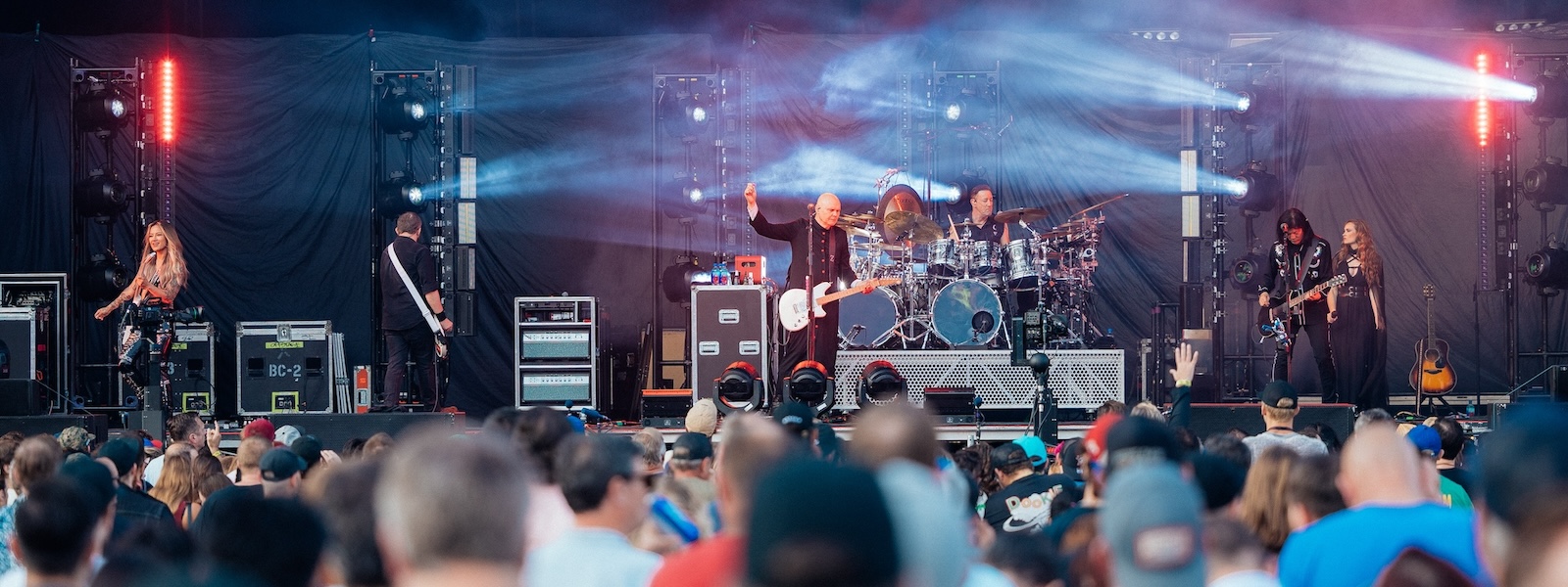 Smashing Pumpkins Live At Wrigley Field [GALLERY]