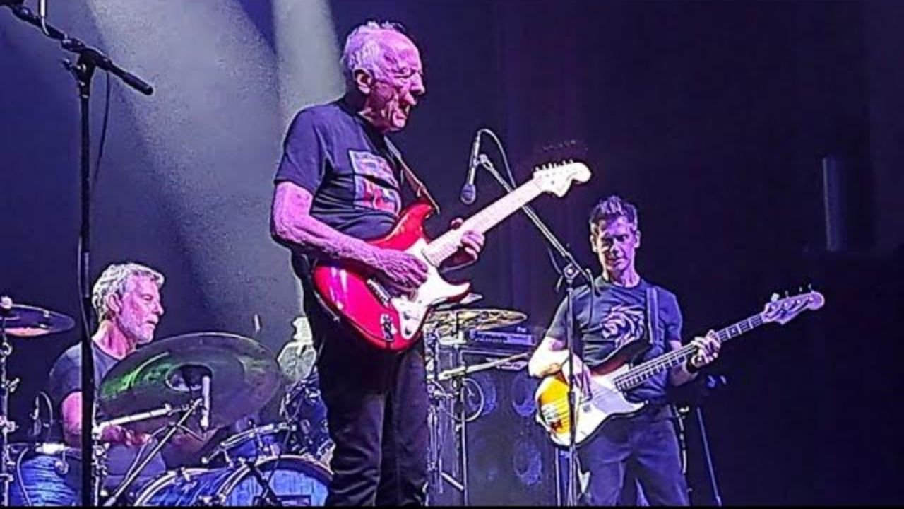 Robin Trower Brings His Signature Sound to a Sold-Out Copernicus Center Show