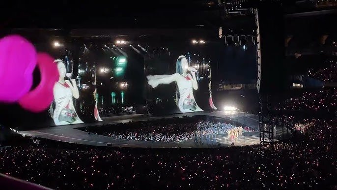 BLACKPINK Makes History with Sold-Out Show at Soldier Field in Chicago