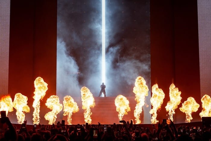 Kendrick Lamar and SZA Deliver Stadium-Sized Spectacle on Grand National Tour