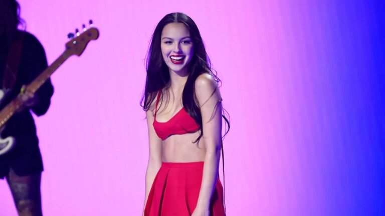 How to Buy Olivia Rodrigo Tickets 2025 Prices Compared for US and Canada Festivals