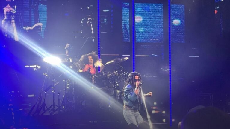 Lenny Kravitz Rocks Ravinia Festival With Timeless Hits and New Energy