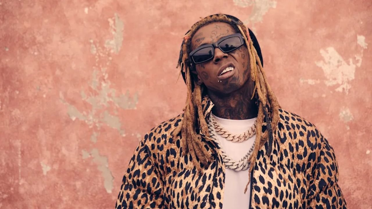 Lil Wayne Surprises Disabled Fan With Chain After “Tha Carter VI Tour” Stop in Chicago