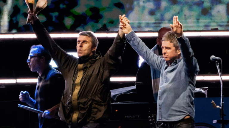 Oasis to Play Soldier Field in First U.S. Concert in 16 Years