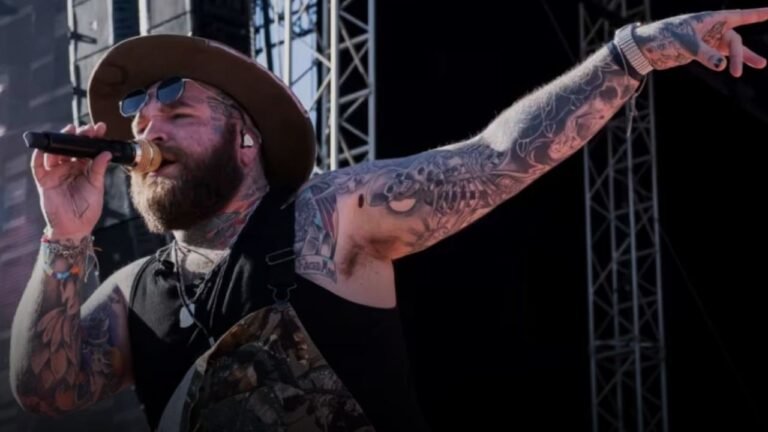 Teddy Swims Brings Soul, Heart, and Humor to Packed Phoenix Concert