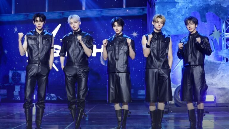 Tomorrow X Together Renews Contract With BigHit Music During World Tour Kickoff