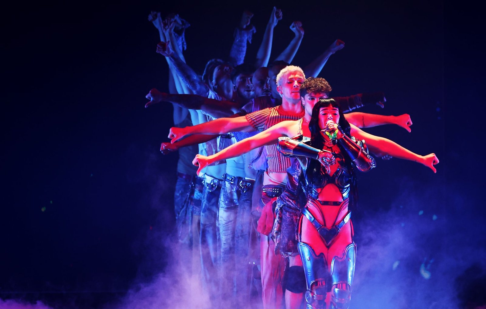 Katy Perry Reveals Bloody Knee from Tour Mishap During ‘The Lifetimes Tour’
