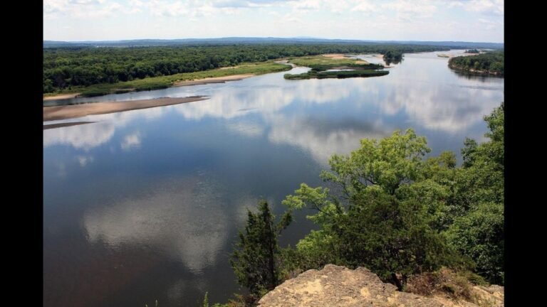 Body Recovered After Man Falls Into Wisconsin River in Wisconsin Dells