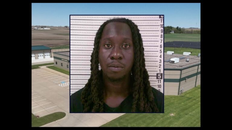 Iowa Student’s Quick Note to Bus Driver Leads to Rescue of Kidnapped Mother Held Hostage Overnight