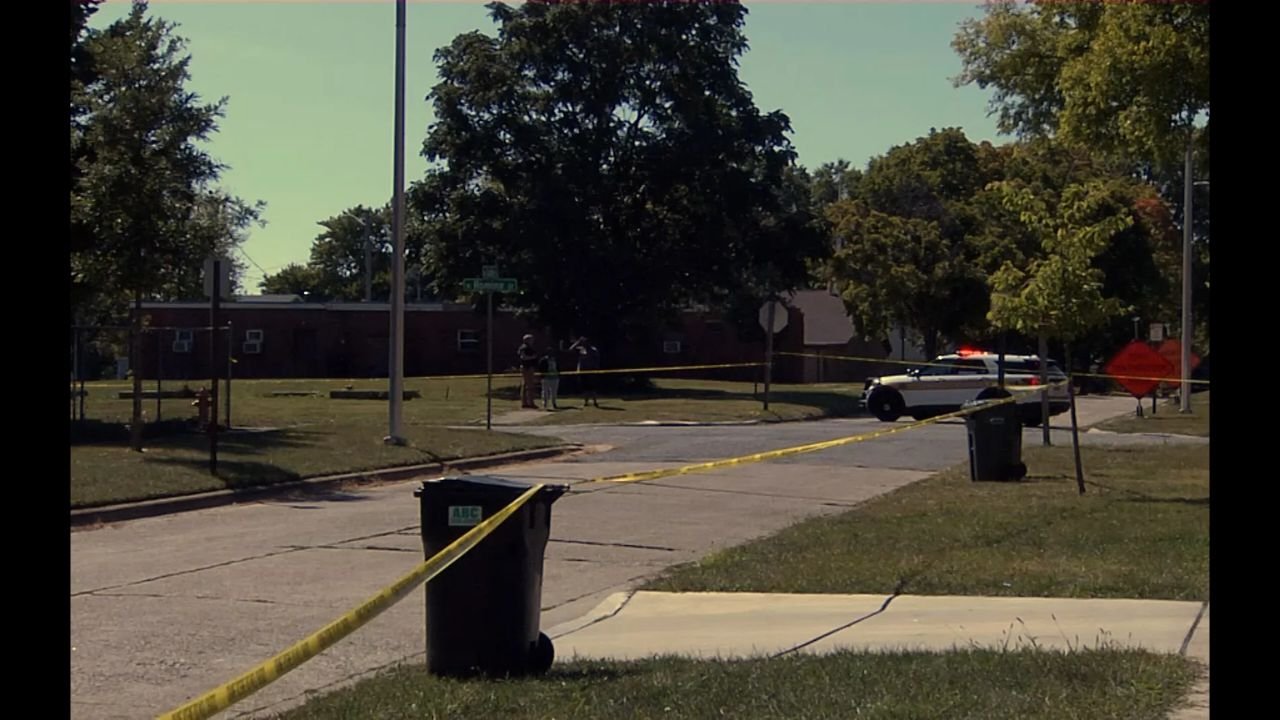 Urbana Shooting Leaves 24-Year-Old Man Hospitalized; Police Search for 2 Suspects