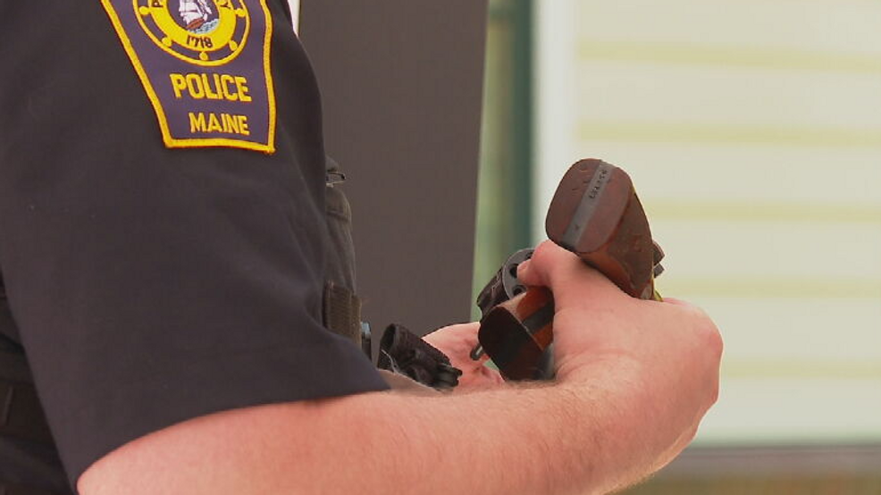 Iowa Police Urge Parents To Discuss Gun Safety After Teen Arrest At Des Moines School