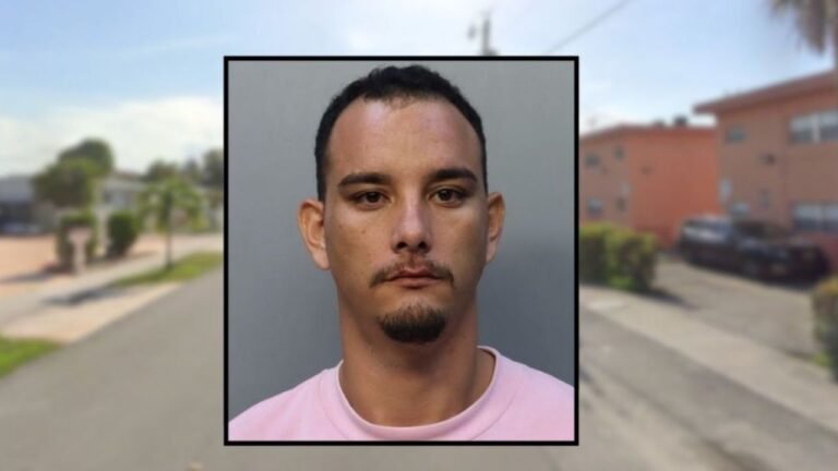 Florida Man Arrested After Stabbing and Robbing Victim for Urinating Near His Girlfriend, Police Say
