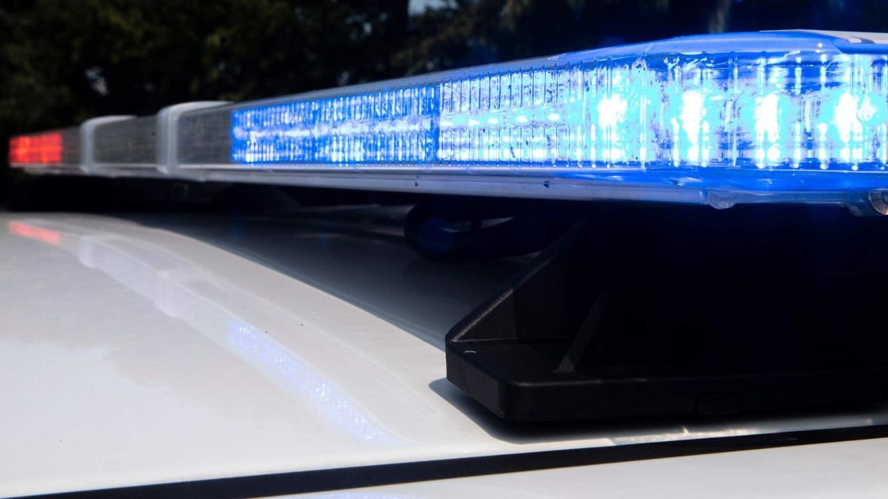 High School Football Coach Near Kentucky–Virginia Border Reported Missing as Police Search Intensifies