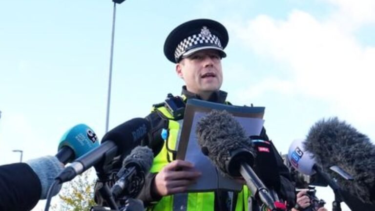 Huntingdon Train Stabbing Horror: Suspect Screamed “Kill Me” as Police Tasered Him; 11 Injured, 2 Critical