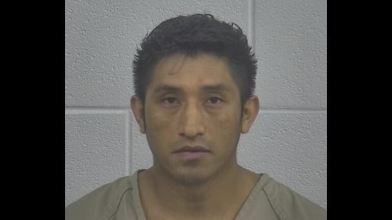 Kentucky Man Arrested After Fleeing Traffic Stop in Early-Morning Incident, Police Say