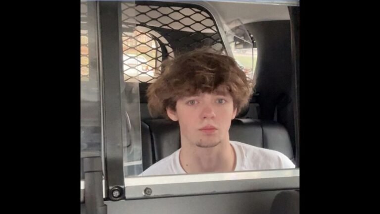 Kentucky Man Charged With Murder After Crash Kills Three Teenagers in Glasgow