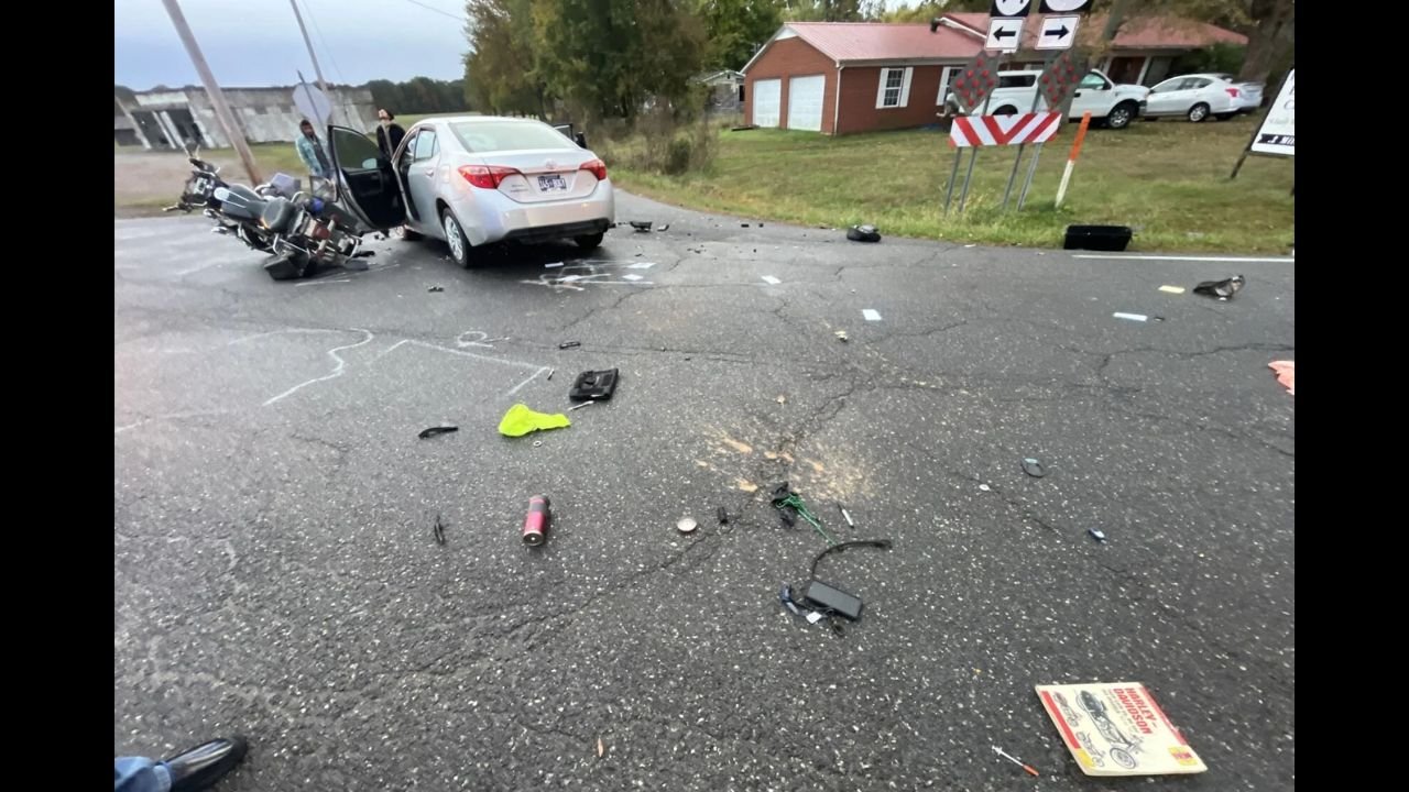 Kentucky Motorcyclist Killed After Car Collision at Pilot Oak Intersection, Authorities Say