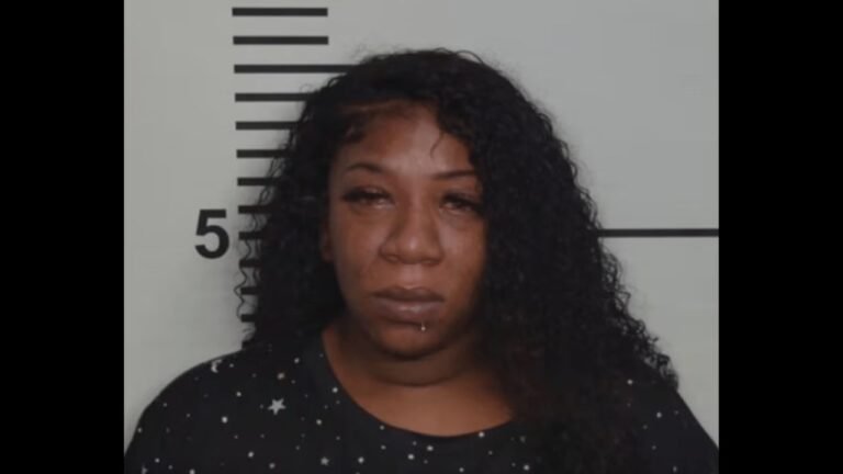 Louisville Woman Accused of Smashing Little Caesars After $1 Sauce Fee Sparks Furious Outburst, Police Say