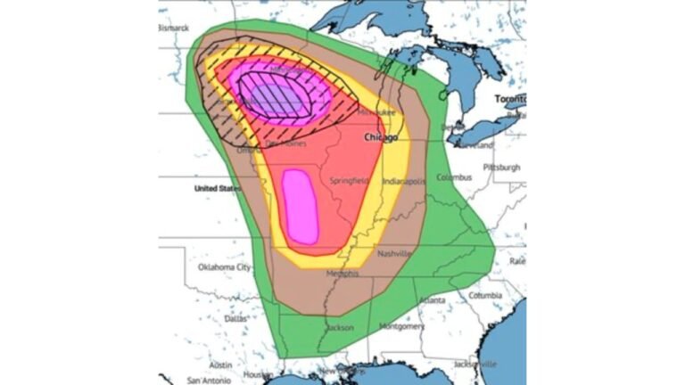 Chicago to Minneapolis in Crosshairs as Hypothetical SPC Outlook Shows High-End Tornado Setup Across Midwest and Mid-South