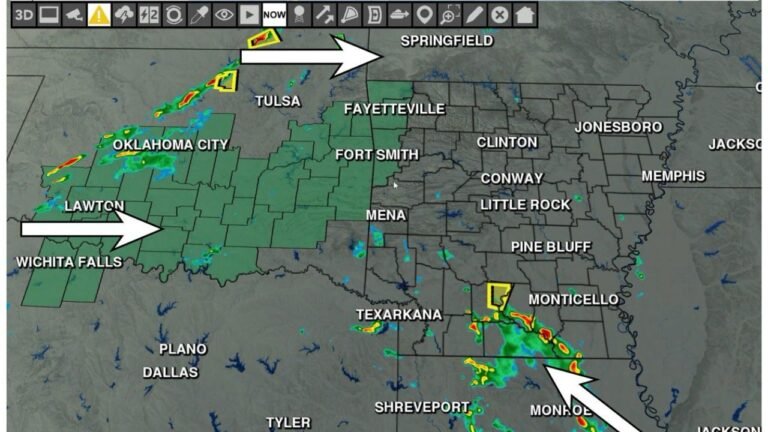 Arkansas, Oklahoma and Missouri Face Overnight Storm Push as Strong Thunderstorms Develop in Southern Arkansas and Move East Late Friday