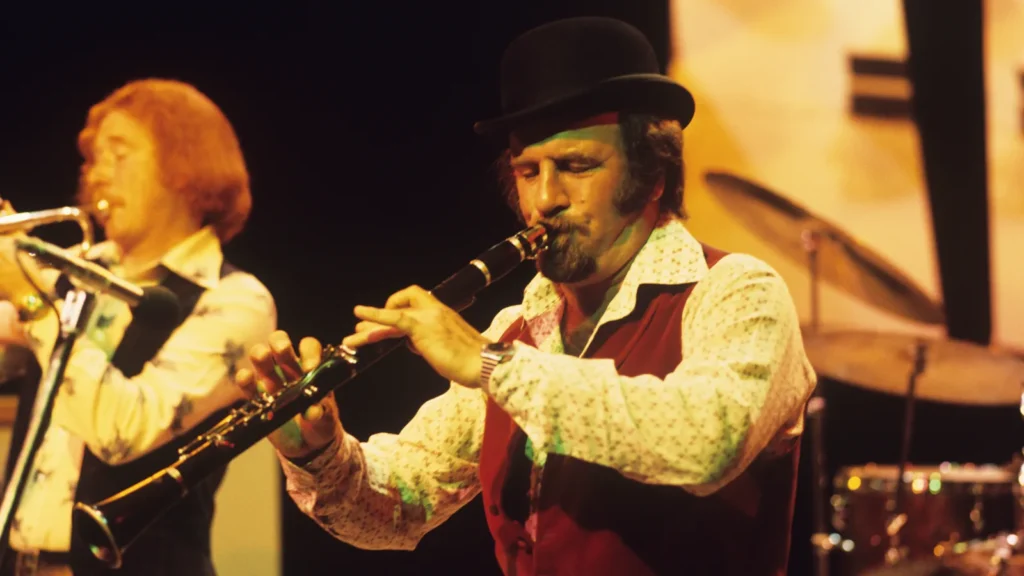 Acker Bilk’s Stranger on the Shore Became a Surprise U.S. Chart Topper as the Clarinet Classic Grew From a Lullaby to Global Hit