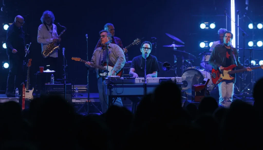 They Might Be Giants Bring Chicago a Witty, High-Energy Vic Theatre Run That Blends Old Favorites With New Songs
