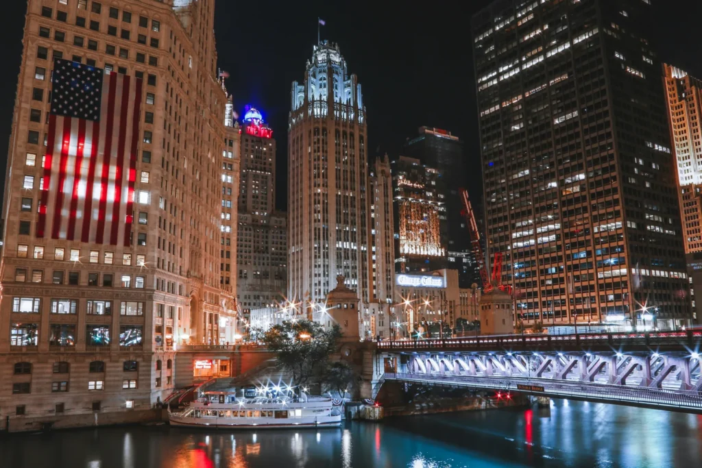 Chicago Fourth of July Weekend Fills With Parades, Free Concerts and Fireworks as Navy Pier, Grant Park and Suburbs Host Events