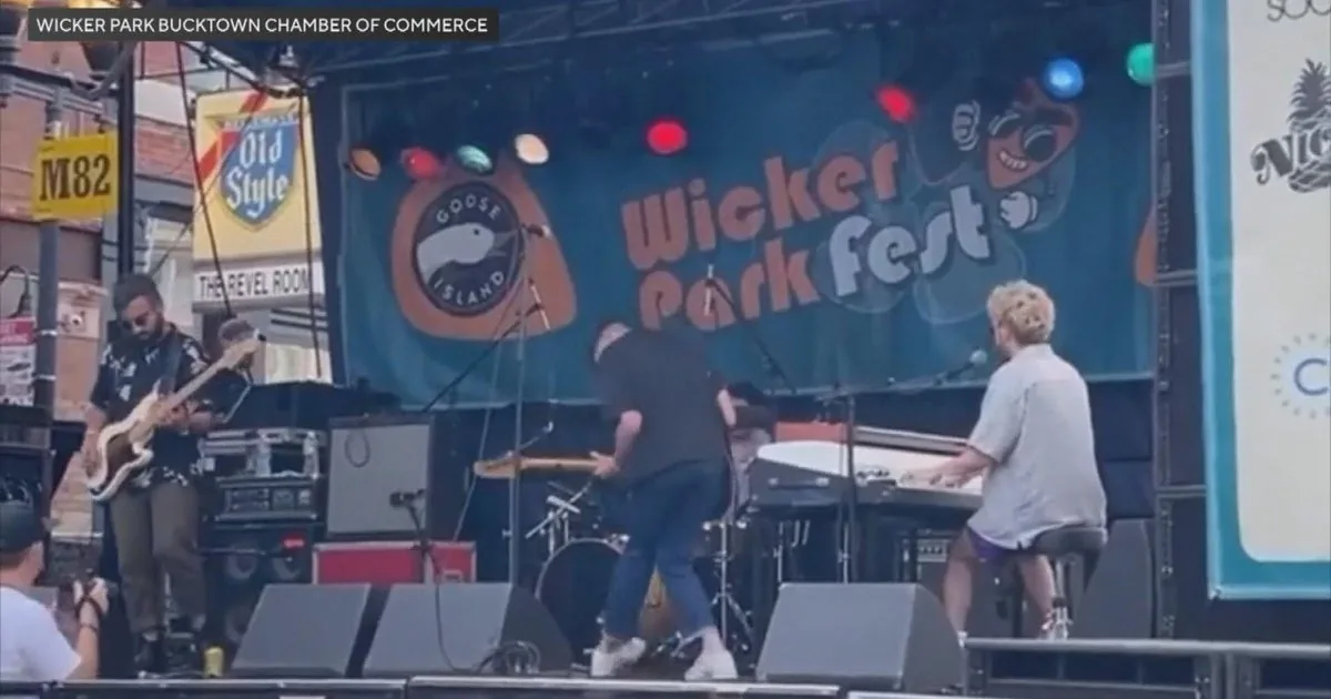 Crowd gathered along Milwaukee Avenue for Wicker Park Fest in Chicago