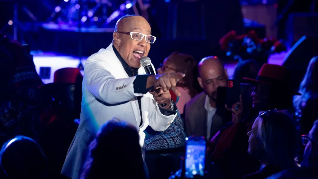 Peabo Bryson, the Grammy Winning Singer Behind Beauty and the Beast and a Whole New World, Dies at 75 After Stroke Treatment