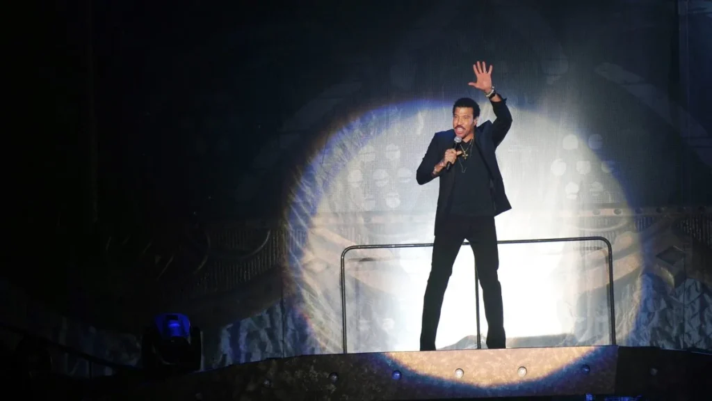 Lionel Richie Rests at Home After St. Louis Concert Hospital Visit, as the 77-Year-Old Singer Remains Scheduled for Rescheduled Tour Dates and Las Vegas Shows