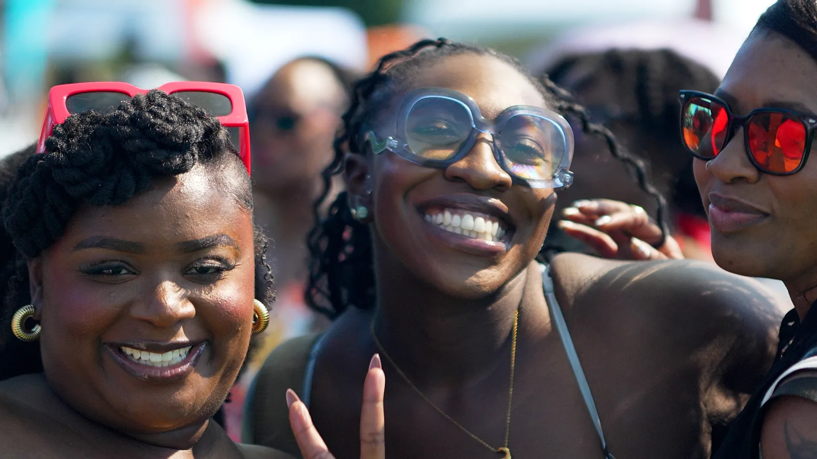 Crowds gather at Curlfest on Randall's Island celebrating natural hair, Black beauty and Black-owned vendors