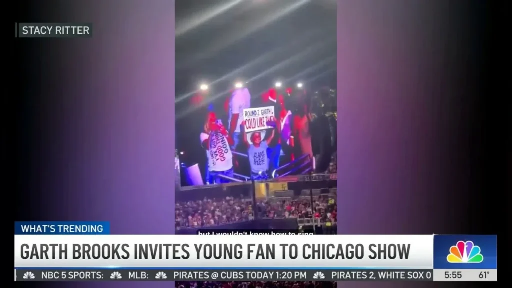 Garth Brooks Invites Young Fan to Sing on Stage at Chicago Concert, Giving the Boy a Once-In-A-Lifetime Moment During His Weekend Show