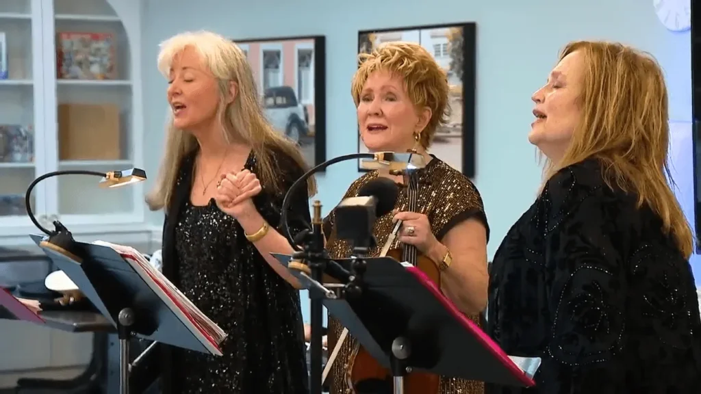 Janet Mcmahan Trades Roy Orbison Stages for Nashville Senior Living Rooms, Where the Former Keyboard Player Says Singalongs Bring Her More Joy Than Sold-Out Crowds