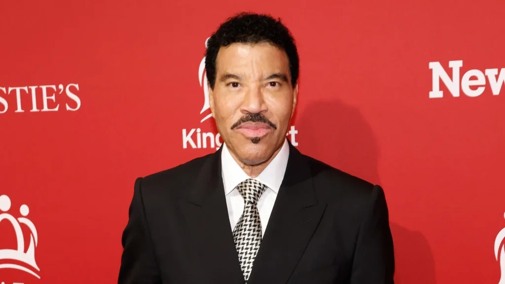 Lionel Richie Hospitalized Out of Caution After St. Louis Concert as Fans Await His October Wynn Las Vegas King of Hearts Shows