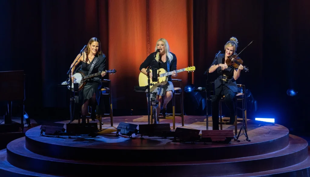 The Chicks Relive Their 2003 Backlash in Chicago With a 20th Anniversary ‘Taking the Long Way’ Tour Show Built Around Every Album Track