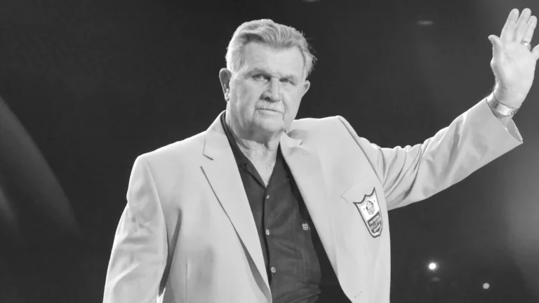 Mike Ditka in a Chicago Bears context, remembered as a Hall of Fame tight end and coach